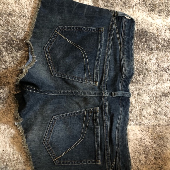 Fox Shorts - Picture 2 of 2